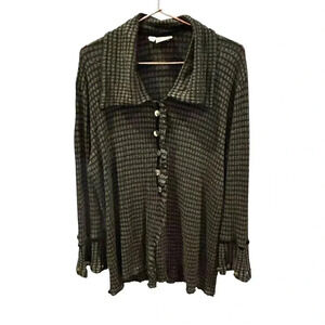 Papike People black button up sweater size M